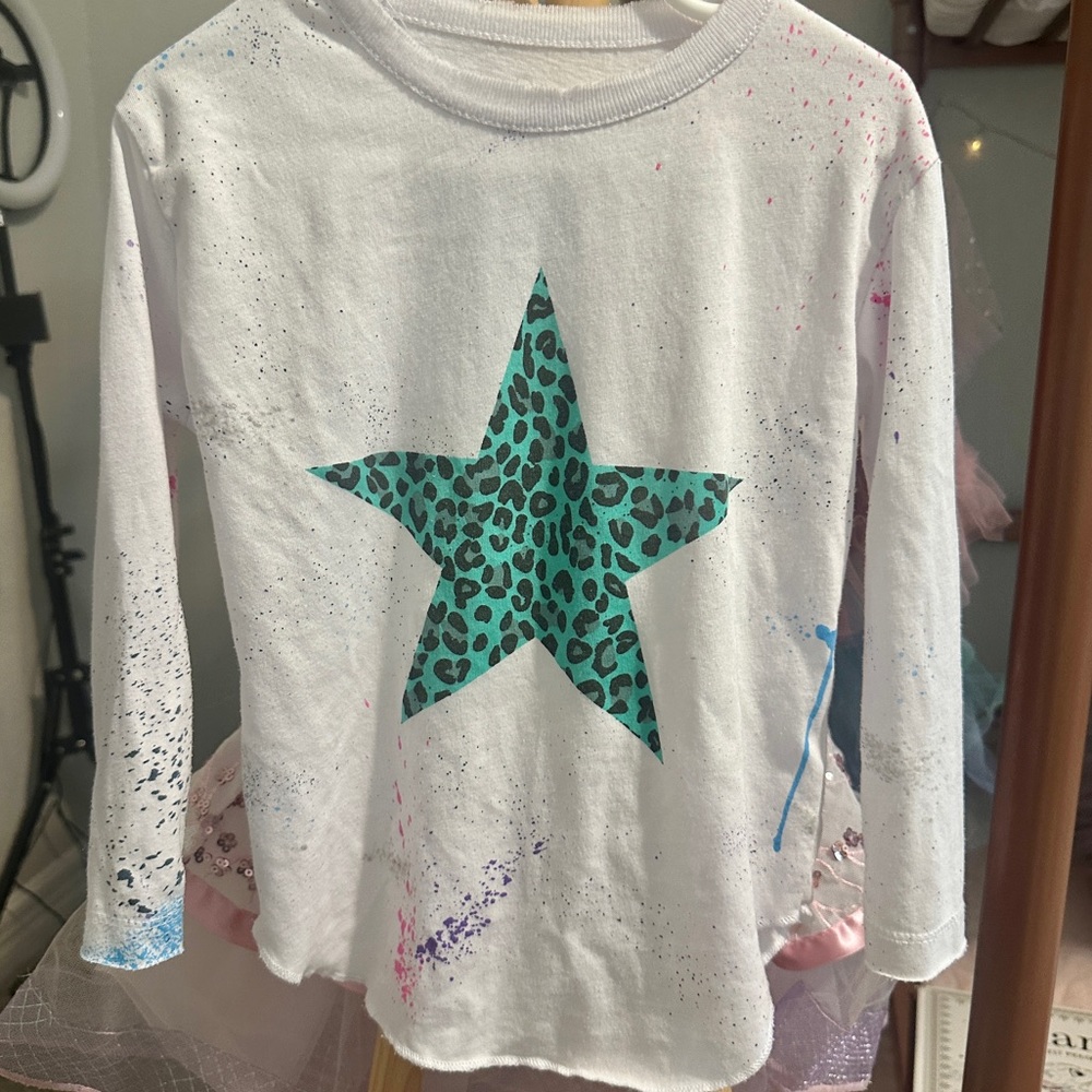 Little girls Chaser brand shirt size 4